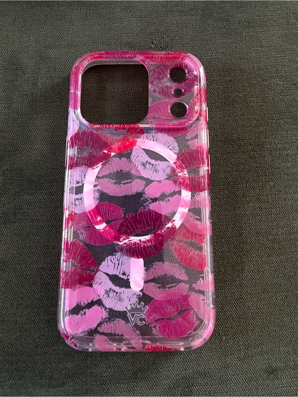 Velvet Caviar iphone 17 pro case